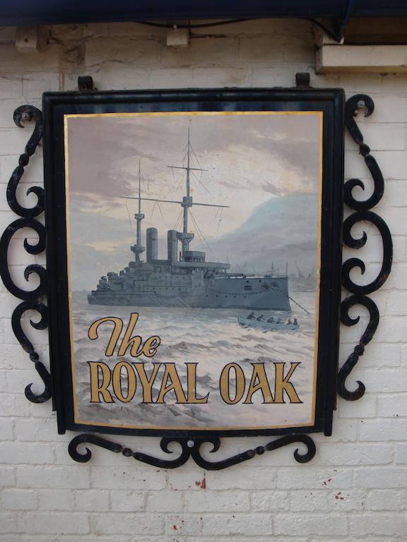 ホテル The Royal Oak ウェーマス エクステリア 写真